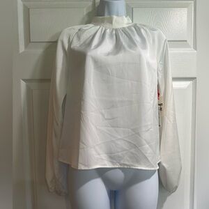 Cream Boxy Blouse with Short Sleeves